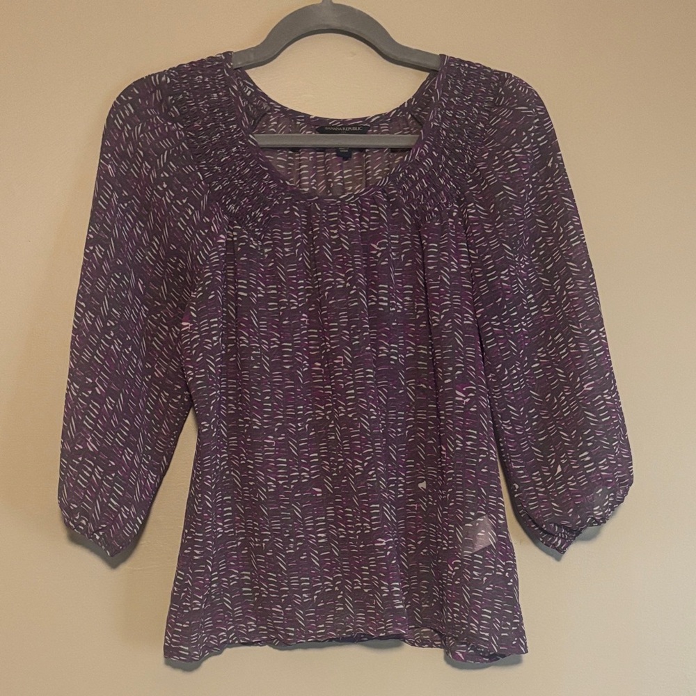 Banana Republic Purple Patterned Blouse - Petite Small